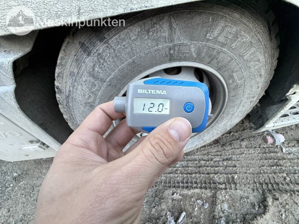 Hook lift truck Volvo FH 8*4 Tridem lastväxlare: picture 27