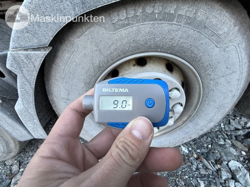 Hook lift truck Volvo FH 8*4 Tridem lastväxlare: picture 23