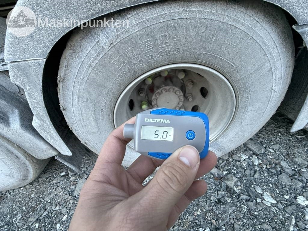 Hook lift truck Volvo FH 8*4 Tridem lastväxlare: picture 21