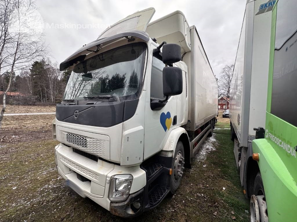 Volvo FL 240 - Refrigerator truck: picture 2 Volvo FL 240 - Refrigerator truck: picture 2