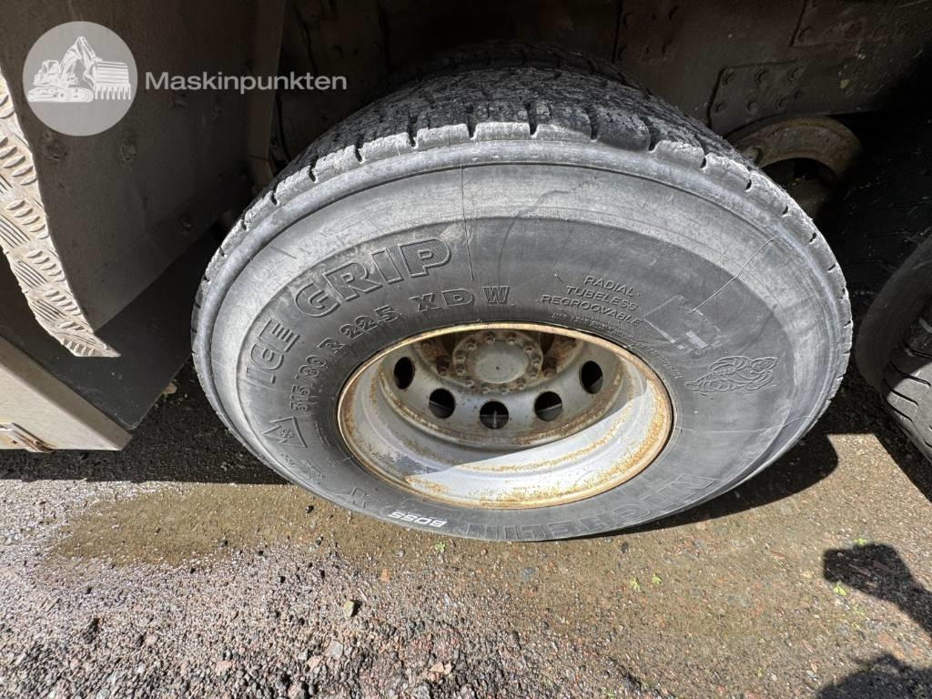 Crane truck Volvo FM 12 340 Kranväxlare med flak: picture 12