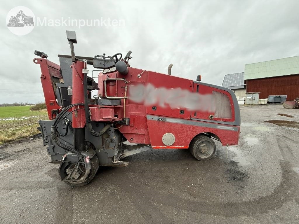 Wirtgen W 100 - Cold planer: picture 2 Wirtgen W 100 - Cold planer: picture 2