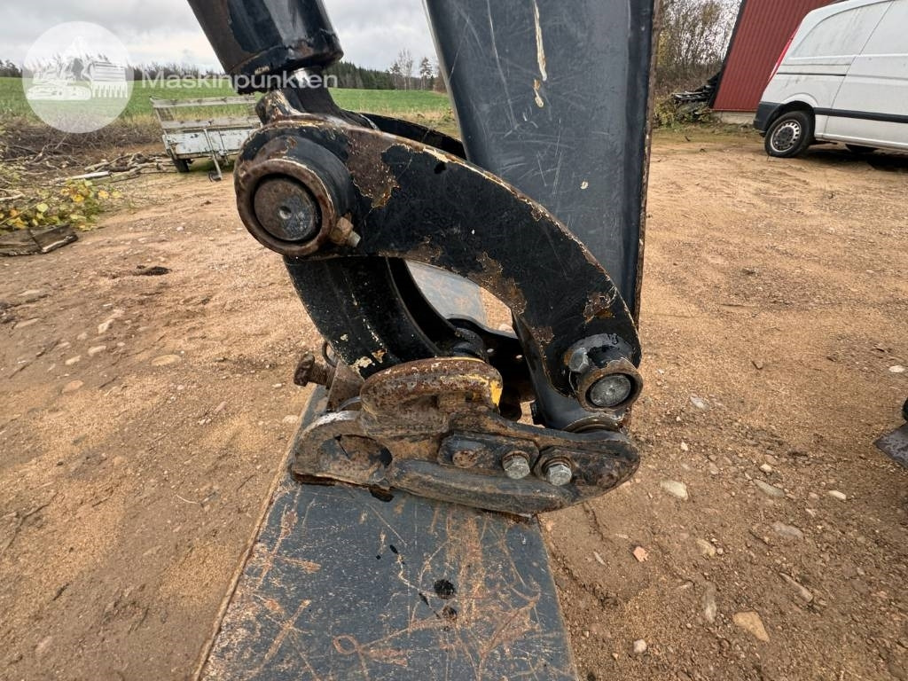 Mini excavator Yanmar TC 22: picture 23