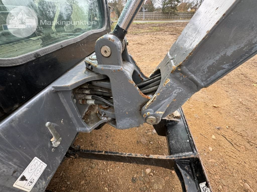 Mini excavator Yanmar TC 22: picture 14