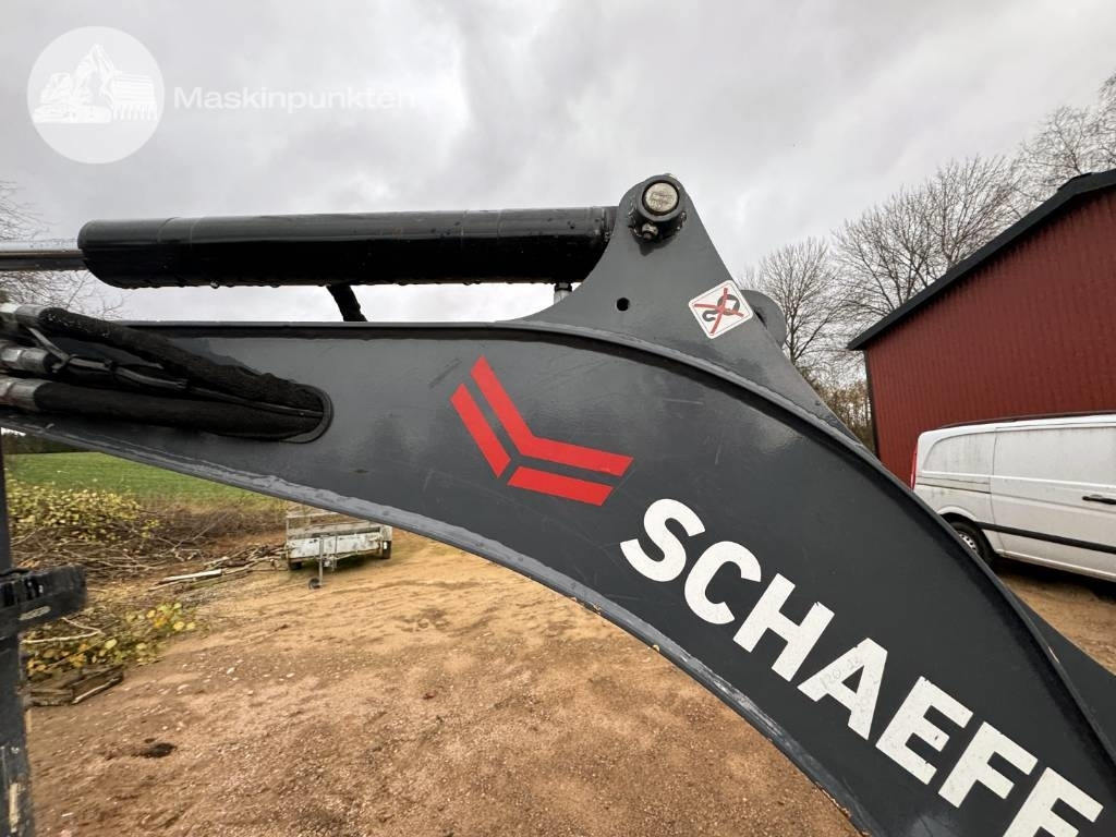 Mini excavator Yanmar TC 22: picture 27