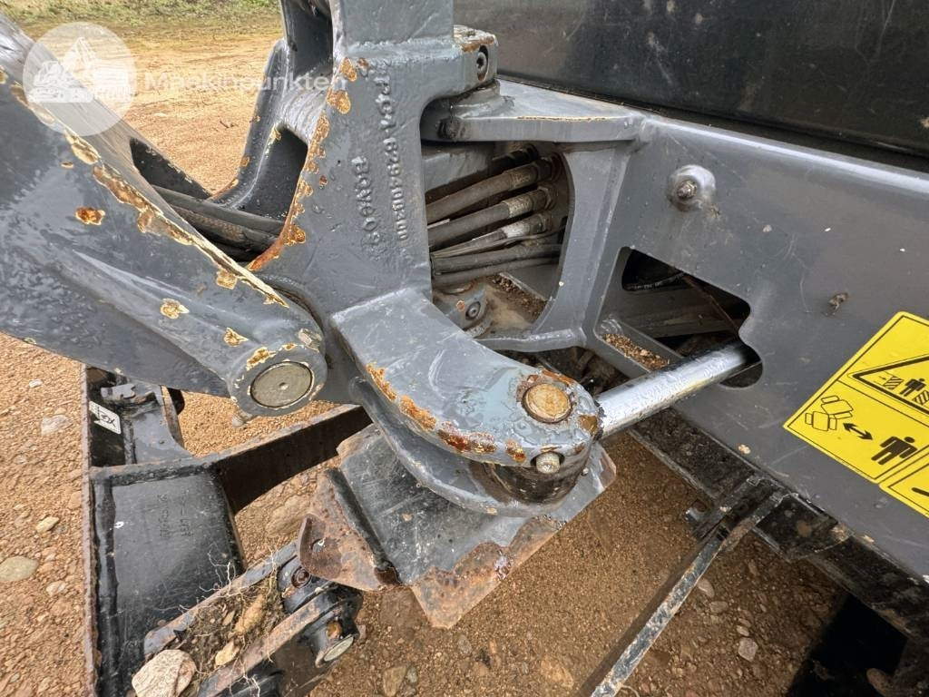 Mini excavator Yanmar TC 22: picture 30