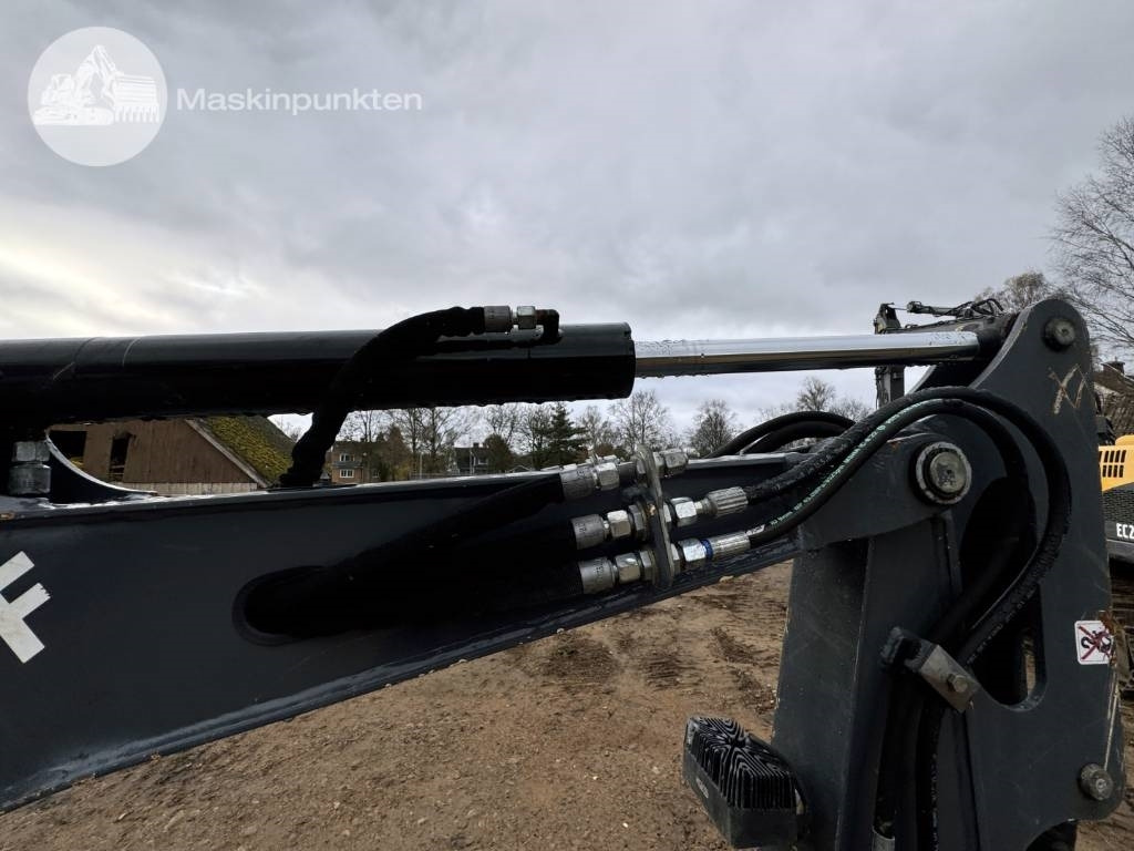 Mini excavator Yanmar TC 22: picture 17