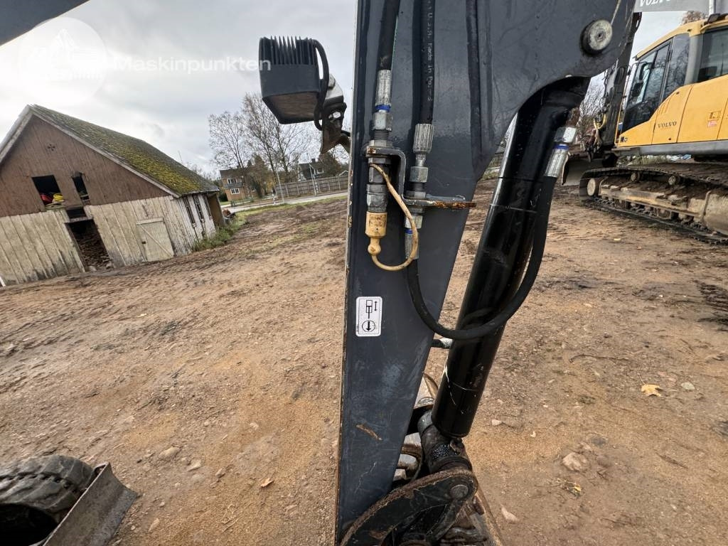 Mini excavator Yanmar TC 22: picture 19