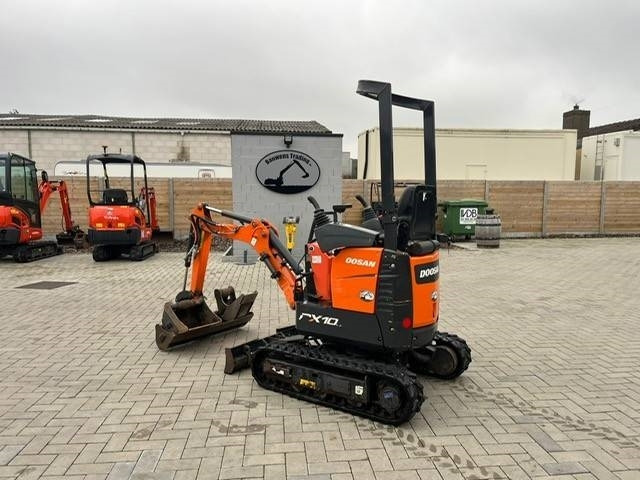 Doosan DX 10 Z - Mini excavator: picture 3 Doosan DX 10 Z - Mini excavator: picture 3