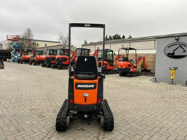 Doosan DX 10 Z - Mini excavator: picture 4 Doosan DX 10 Z - Mini excavator: picture 4
