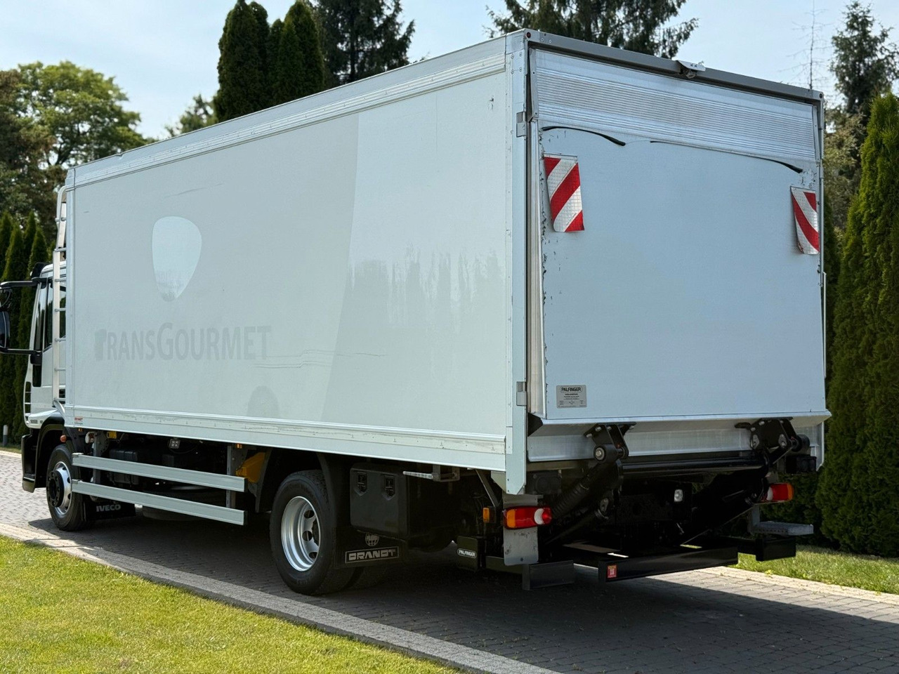 Iveco EUROCARGO 12T E22 CARRIER SUPRA 850 MT - Refrigerator truck: picture 5 Iveco EUROCARGO 12T E22 CARRIER SUPRA 850 MT - Refrigerator truck: picture 5