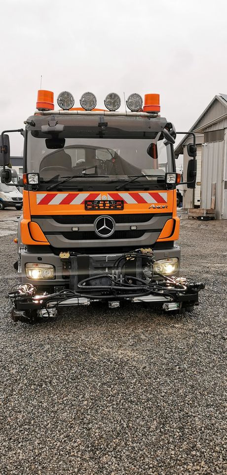 Mercedes-Benz AXOR 1833 SCHMIDT SK 700 DUAL - Garbage truck: picture 3 Mercedes-Benz AXOR 1833 SCHMIDT SK 700 DUAL - Garbage truck: picture 3