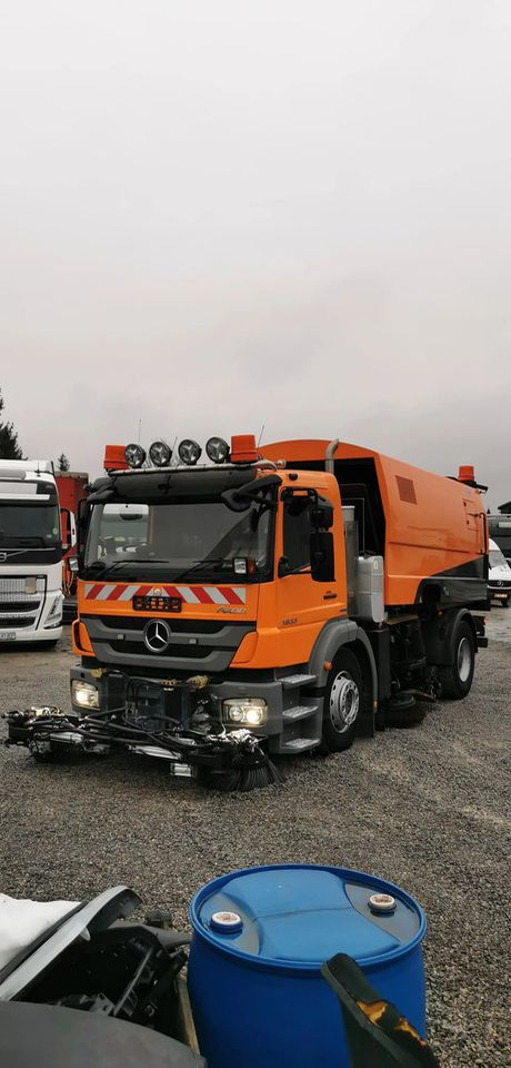 Mercedes-Benz AXOR 1833 SCHMIDT SK 700 DUAL - Garbage truck: picture 1 Mercedes-Benz AXOR 1833 SCHMIDT SK 700 DUAL - Garbage truck: picture 1