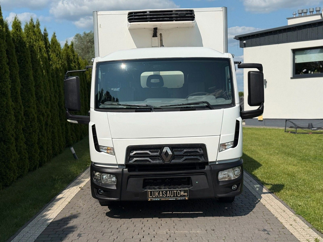 Renault D7.5 MANUAL LAMBERET CARRIER XARIOS 350 - Refrigerator truck: picture 2 Renault D7.5 MANUAL LAMBERET CARRIER XARIOS 350 - Refrigerator truck: picture 2