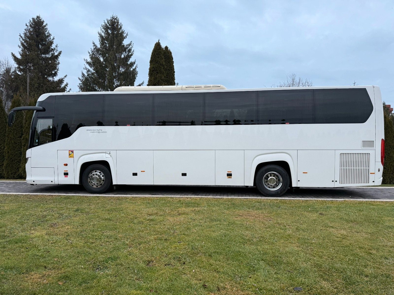 Scania TOURING HD - Coach: picture 4 Scania TOURING HD - Coach: picture 4