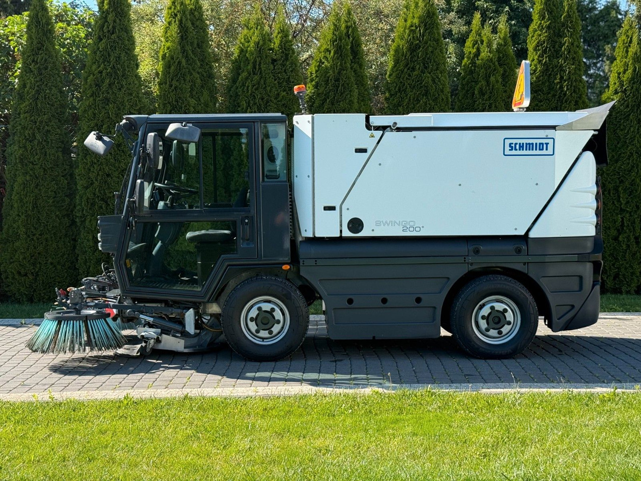 Schmidt SWINGO 200+ - Road sweeper: picture 4 Schmidt SWINGO 200+ - Road sweeper: picture 4