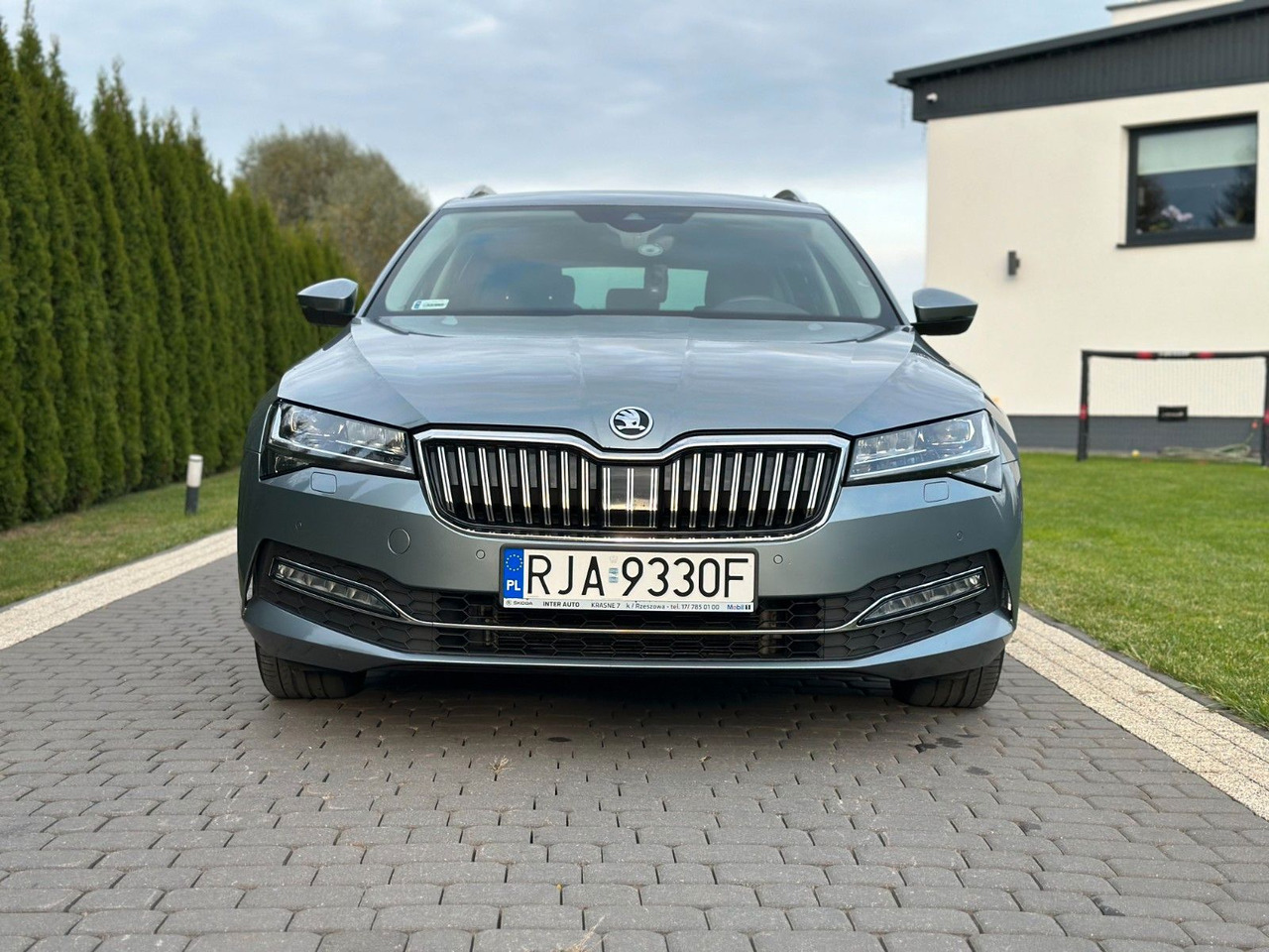 Skoda Superb 2.0 TDI SCR 147kW DSG STYLE COMBI - Car: picture 2 Skoda Superb 2.0 TDI SCR 147kW DSG STYLE COMBI - Car: picture 2