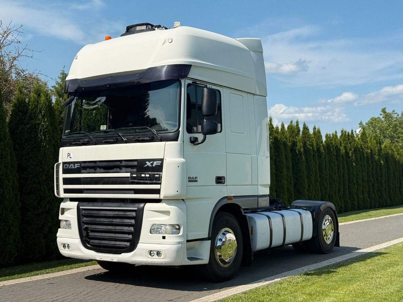 DAF XF 105 460 MANUAL PARK COOL - Tractor unit: picture 1 DAF XF 105 460 MANUAL PARK COOL - Tractor unit: picture 1