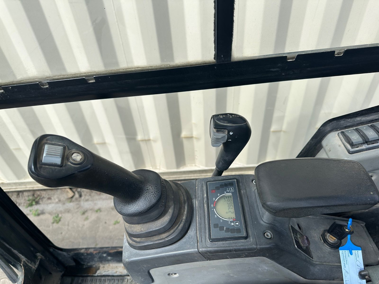 CAT 301.7D / 2014 Baujahr  / 2.796 H leasing CAT 301.7D / 2014 Baujahr  / 2.796 H: picture 7