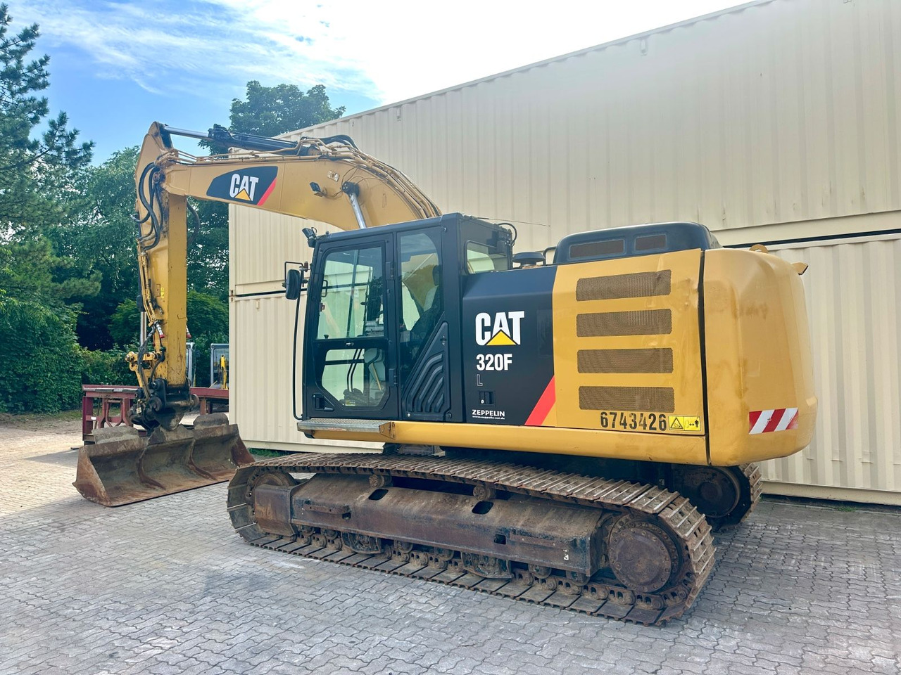 CAT 320FL / 2017 BJ / 9.933 H / Deutsche Maschine - Crawler excavator: picture 3 CAT 320FL / 2017 BJ / 9.933 H / Deutsche Maschine - Crawler excavator: picture 3