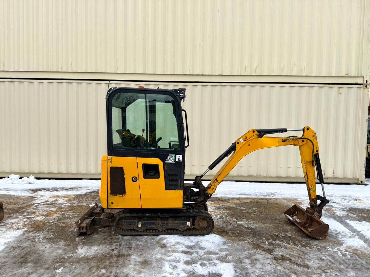 JCB 16C-1 /2022 BJ/1.397 H/verbr. Laufwerk/2xLöffel - Mini excavator: picture 5 JCB 16C-1 /2022 BJ/1.397 H/verbr. Laufwerk/2xLöffel - Mini excavator: picture 5