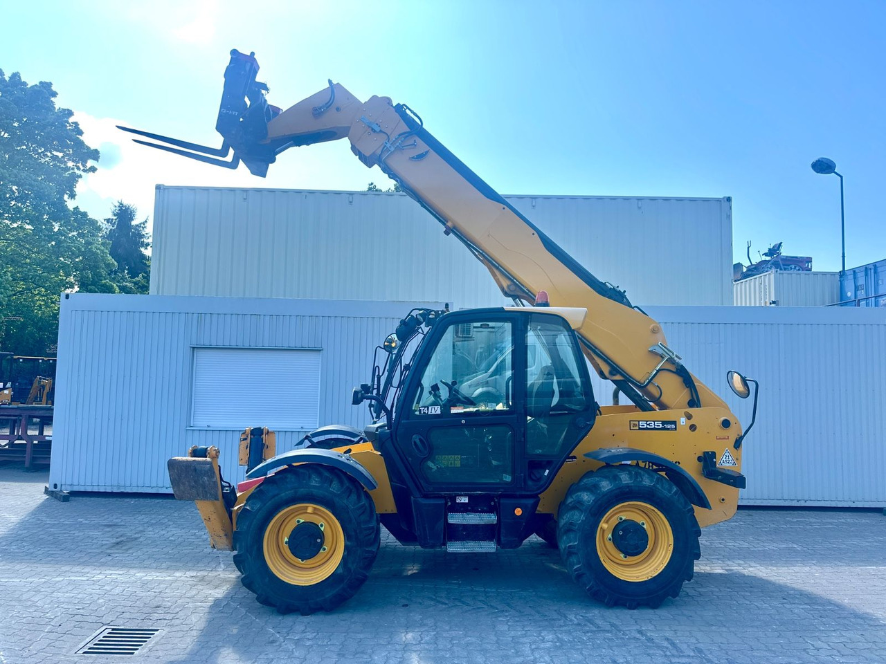 JCB 535-125 / 2017 BJ / 2.567 H / 12.5 Meter - Telescopic handler: picture 2 JCB 535-125 / 2017 BJ / 2.567 H / 12.5 Meter - Telescopic handler: picture 2