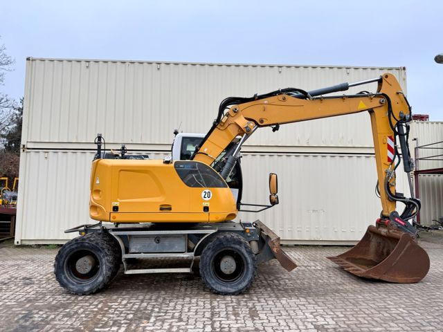 Liebherr A914 Compact / 2017 BJ / 9.979 H / OilQuick - Wheel excavator: picture 4 Liebherr A914 Compact / 2017 BJ / 9.979 H / OilQuick - Wheel excavator: picture 4