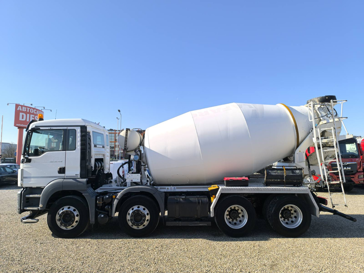 MAN TGS 32.420 STETTER 9M3 - Concrete mixer: picture 4 MAN TGS 32.420 STETTER 9M3 - Concrete mixer: picture 4