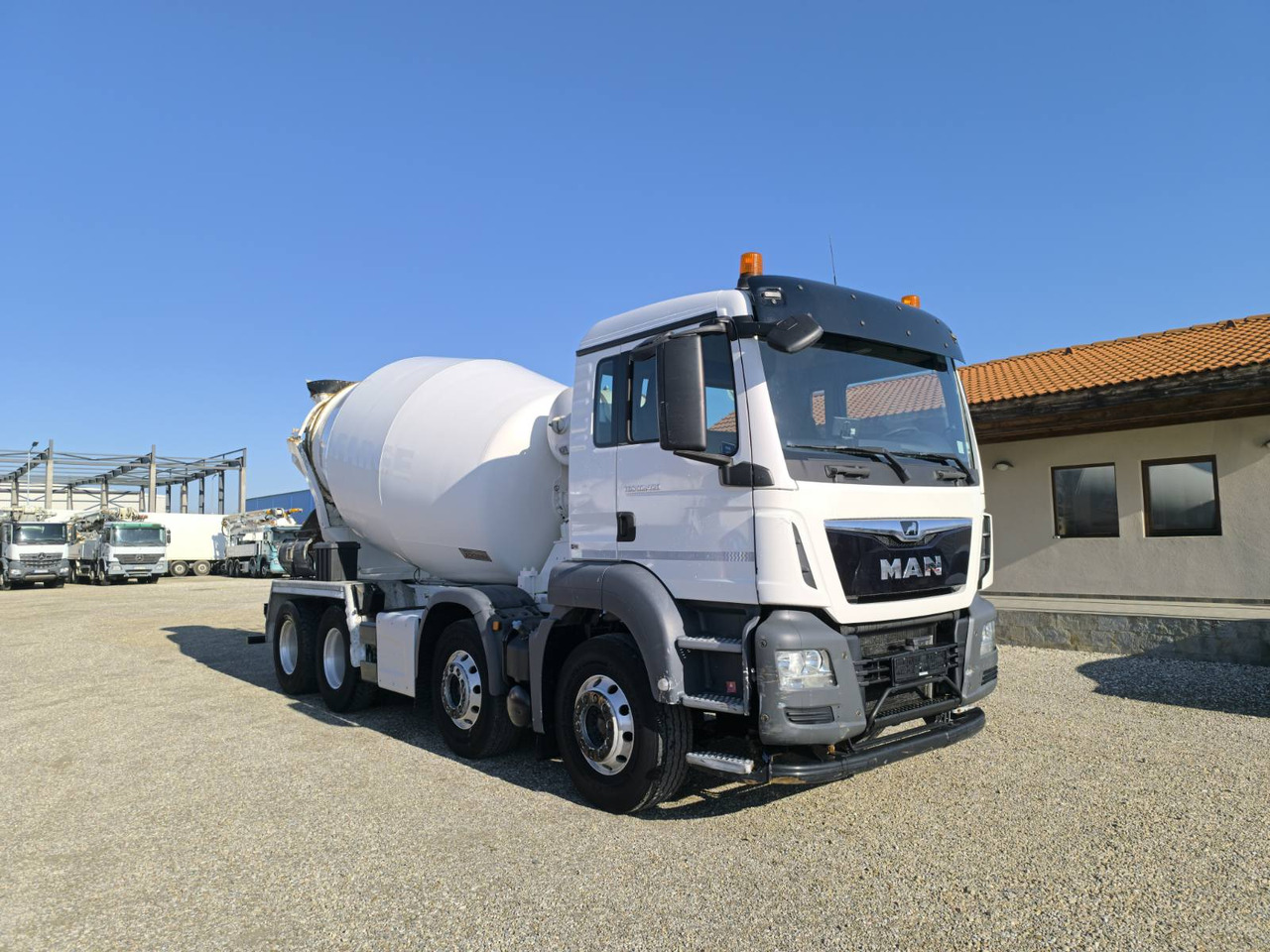 MAN TGS 32.420 STETTER 9M3 - Concrete mixer: picture 1 MAN TGS 32.420 STETTER 9M3 - Concrete mixer: picture 1