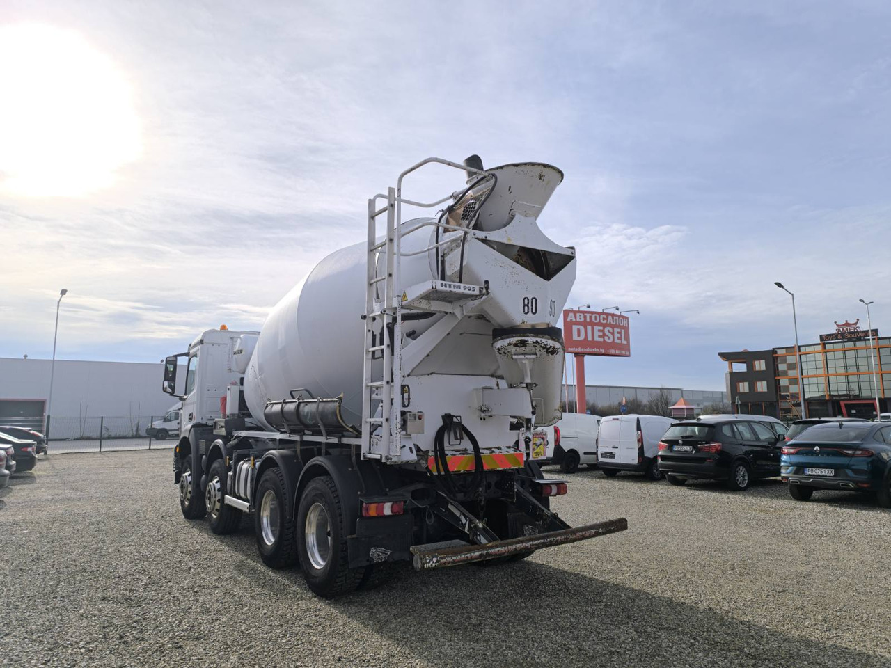 MERCEDES-BENZ AROCS 3243 LIEBHERR 9M3 - Concrete mixer truck: picture 5 MERCEDES-BENZ AROCS 3243 LIEBHERR 9M3 - Concrete mixer truck: picture 5