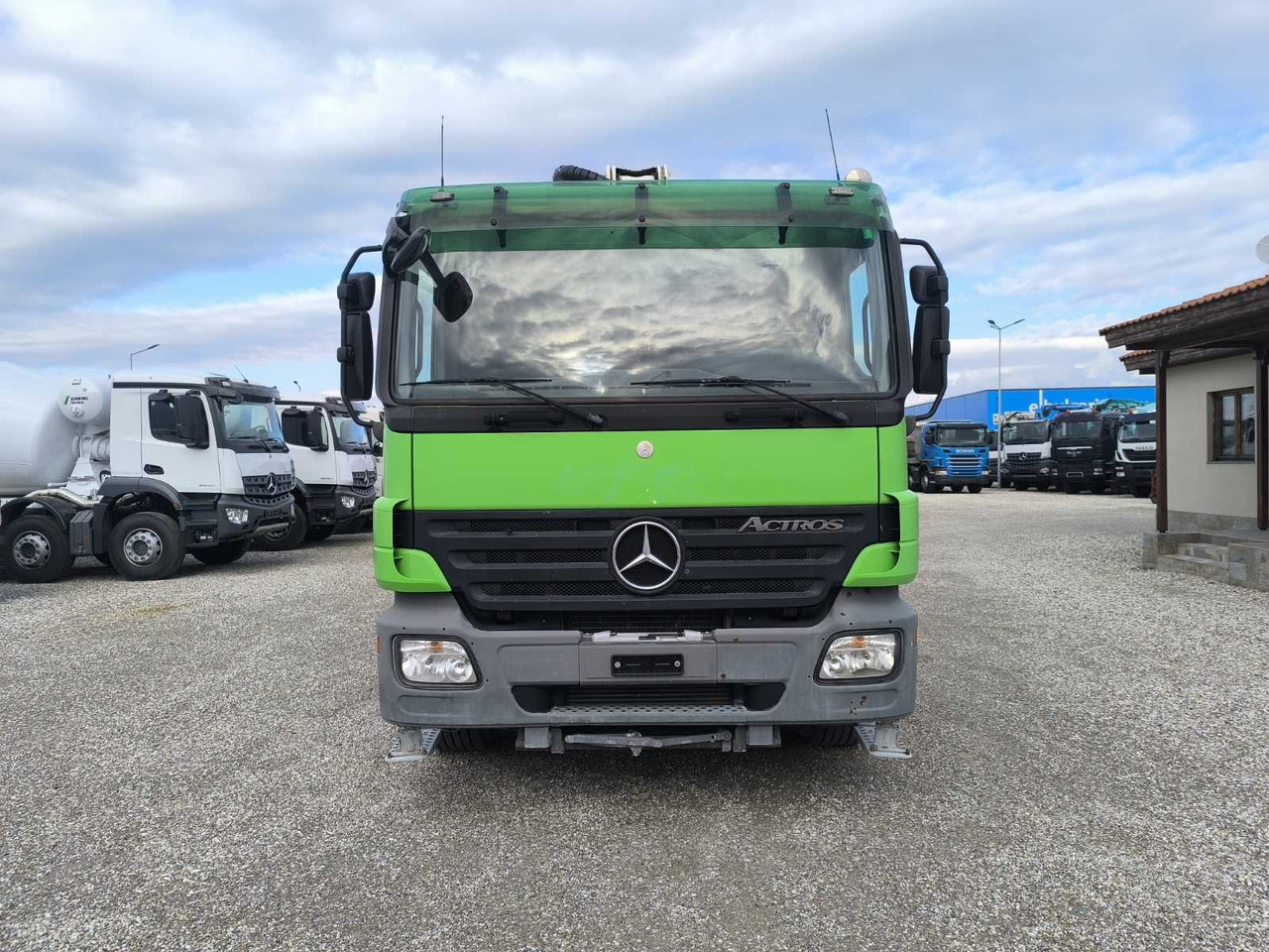 Mercedes-Benz ACTROS 2641 Schwing S34 X-P - Concrete pump truck: picture 2 Mercedes-Benz ACTROS 2641 Schwing S34 X-P - Concrete pump truck: picture 2
