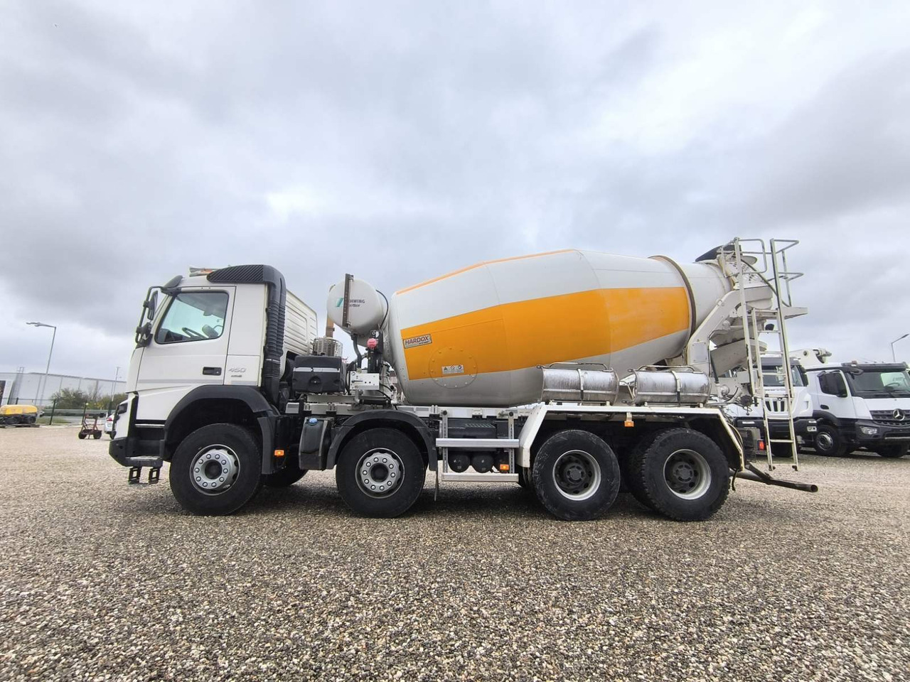 VOLVO FMX 450 STETTER 9M3 - Concrete mixer truck: picture 4 VOLVO FMX 450 STETTER 9M3 - Concrete mixer truck: picture 4