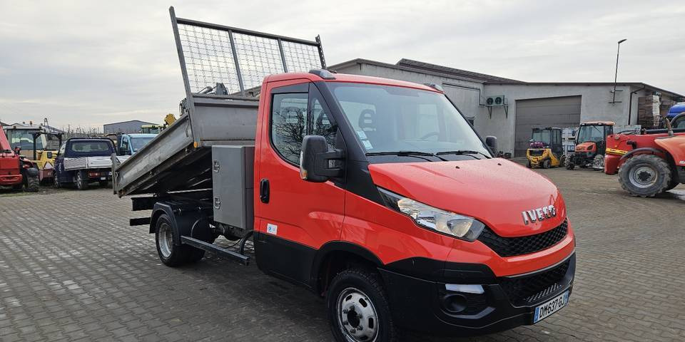 Wywrotka Iveco Daily 35S14 DMC 3,5t FV23% klima JPM - Tipper van: picture 4 Wywrotka Iveco Daily 35S14 DMC 3,5t FV23% klima JPM - Tipper van: picture 4