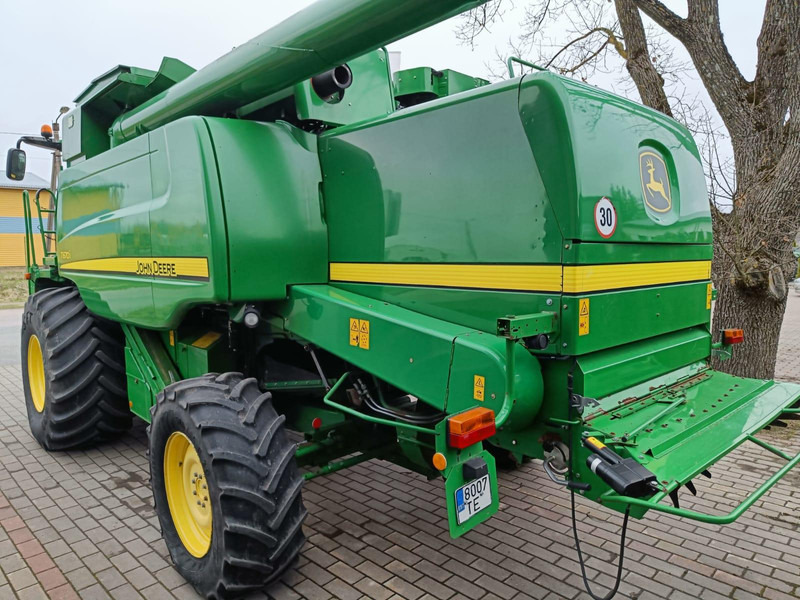 John Deere T670 i - Combine harvester: picture 5 John Deere T670 i - Combine harvester: picture 5
