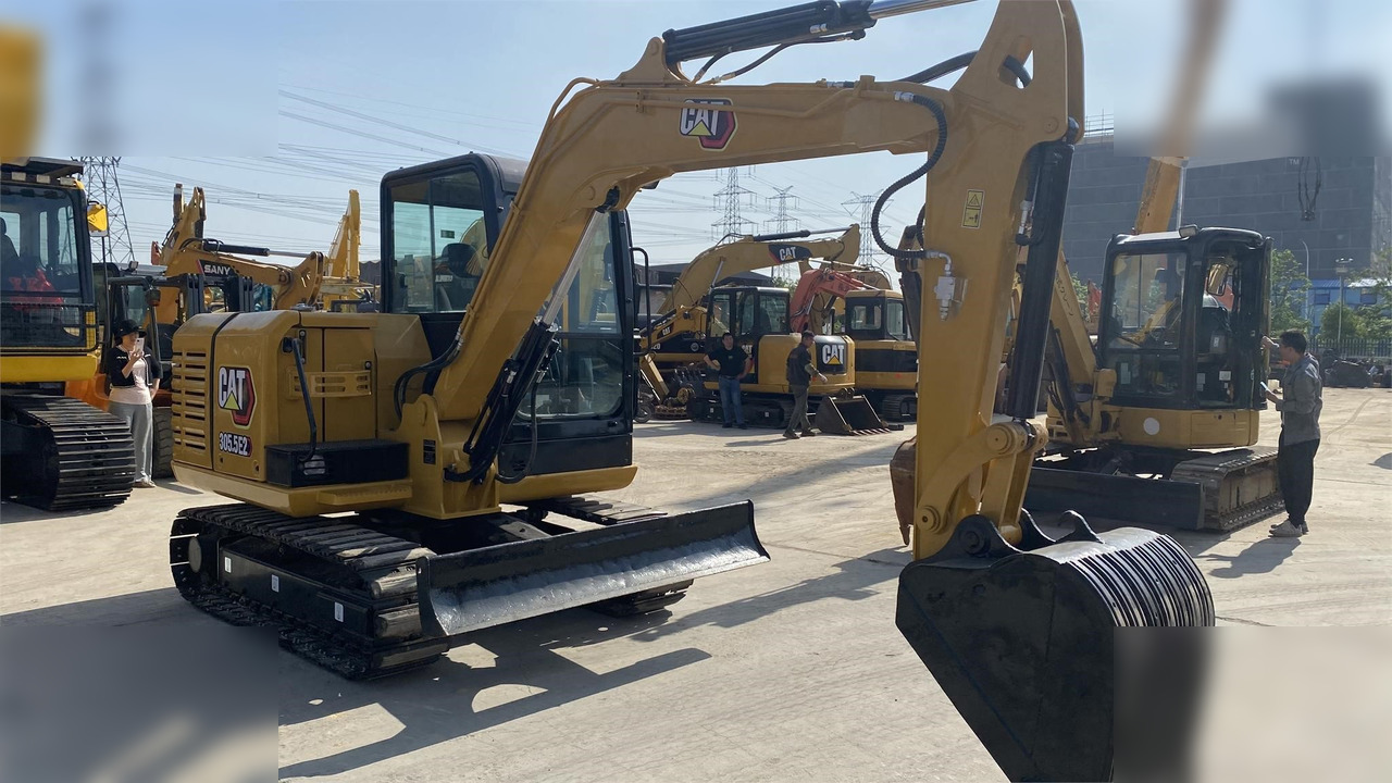 CATERPILLAR 305.5E - Mini excavator: picture 2 CATERPILLAR 305.5E - Mini excavator: picture 2