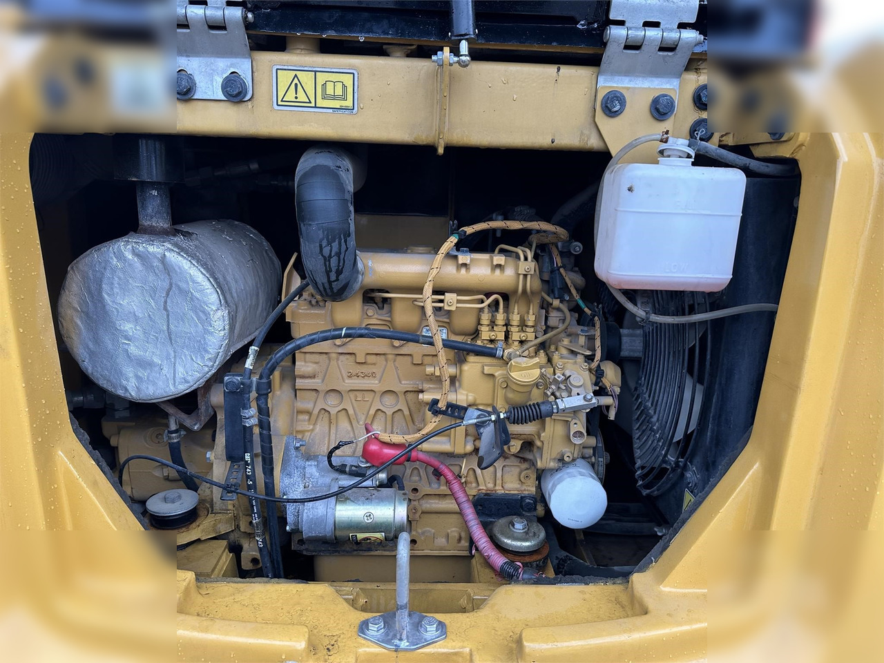 CATERPILLAR 305.5E2 CR - Mini excavator: picture 5 CATERPILLAR 305.5E2 CR - Mini excavator: picture 5