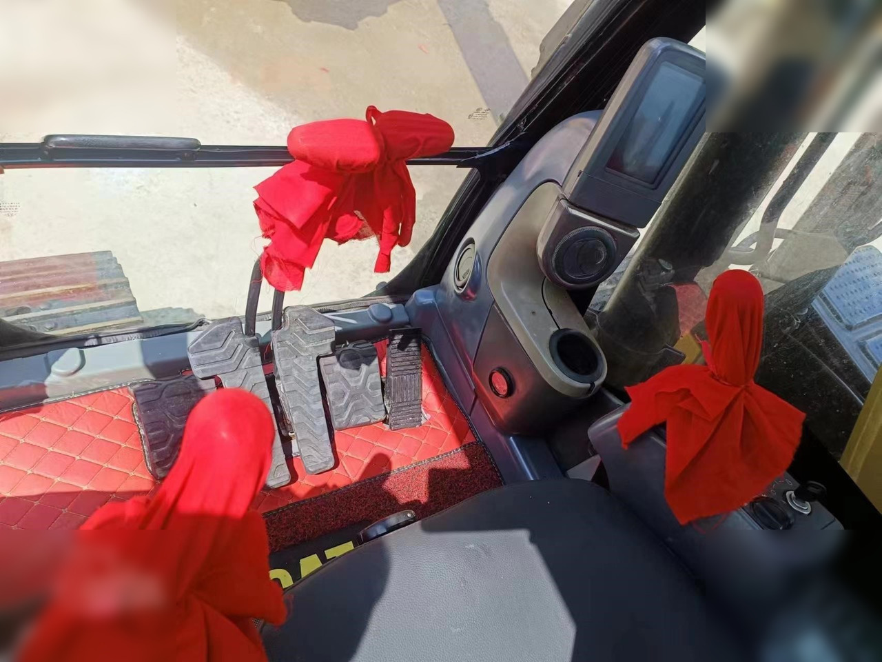 CATERPILLAR 312D - Crawler excavator: picture 5 CATERPILLAR 312D - Crawler excavator: picture 5