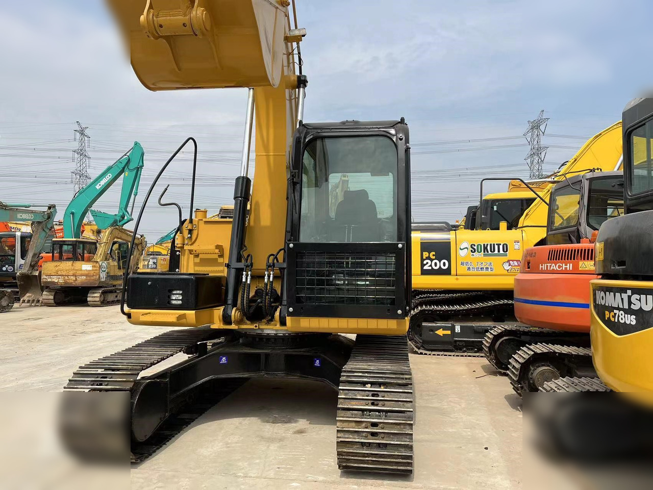 CATERPILLAR 312D - Crawler excavator: picture 2 CATERPILLAR 312D - Crawler excavator: picture 2