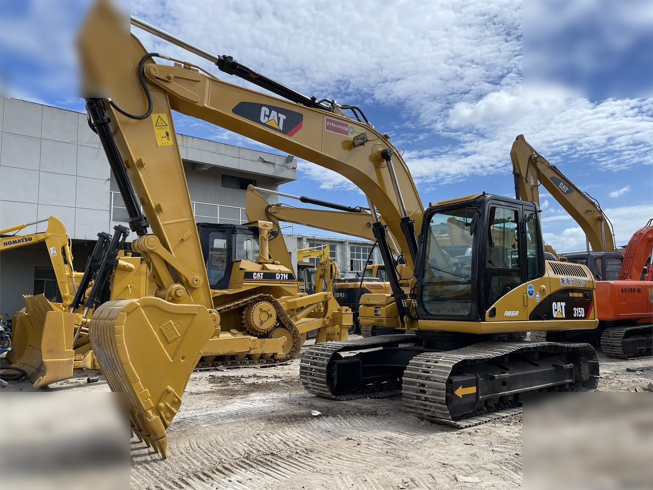 CATERPILLAR 315DL - Crawler excavator: picture 1 CATERPILLAR 315DL - Crawler excavator: picture 1