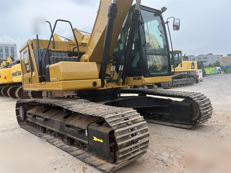 CATERPILLAR 320 - Crawler excavator: picture 5 CATERPILLAR 320 - Crawler excavator: picture 5