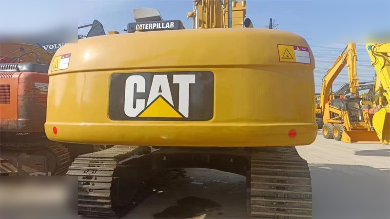CATERPILLAR 320C - Crawler excavator: picture 2 CATERPILLAR 320C - Crawler excavator: picture 2