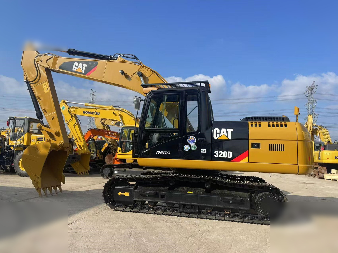 CATERPILLAR 320D - Crawler excavator: picture 1 CATERPILLAR 320D - Crawler excavator: picture 1