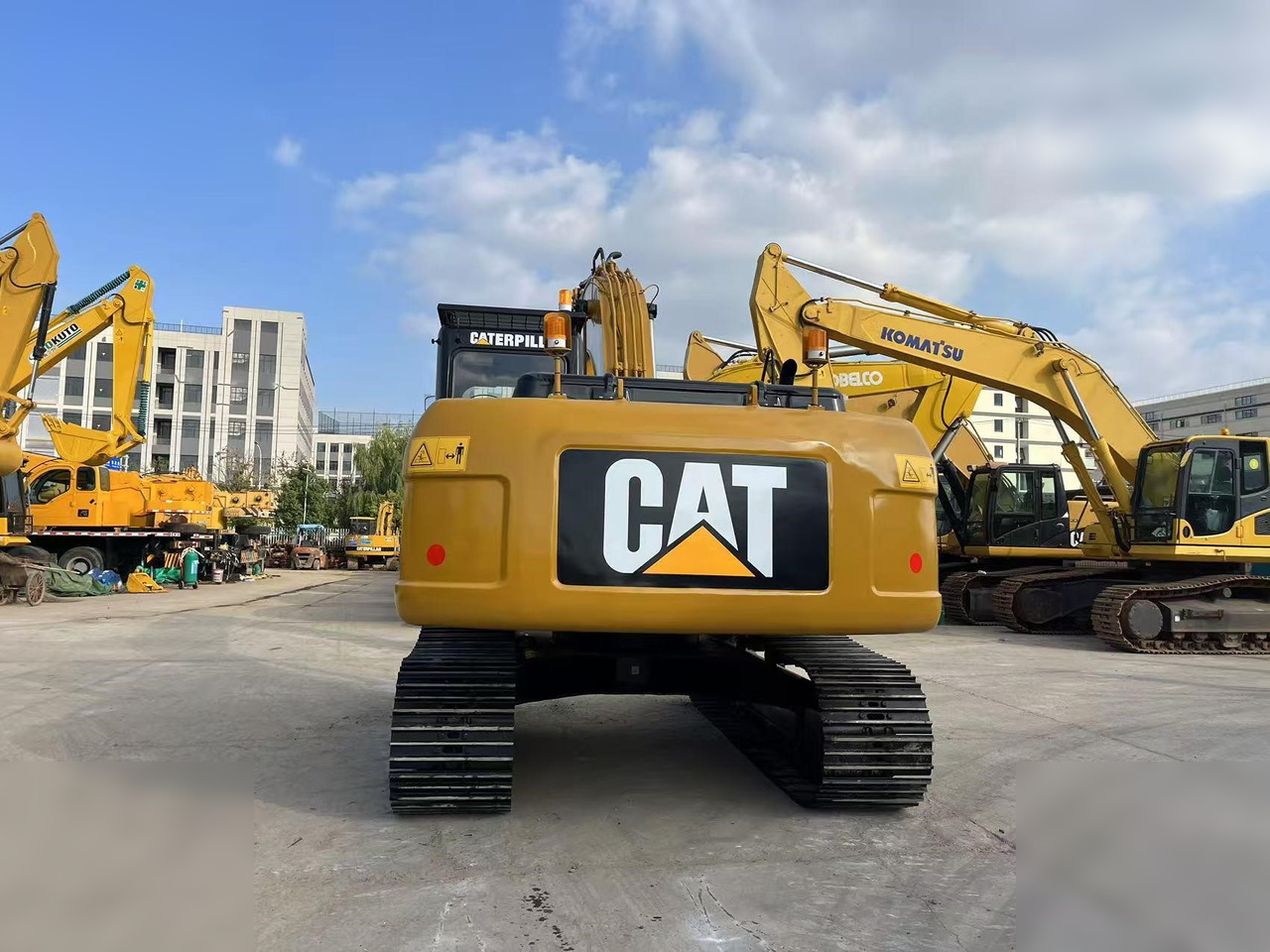 CATERPILLAR 320D - Crawler excavator: picture 4 CATERPILLAR 320D - Crawler excavator: picture 4