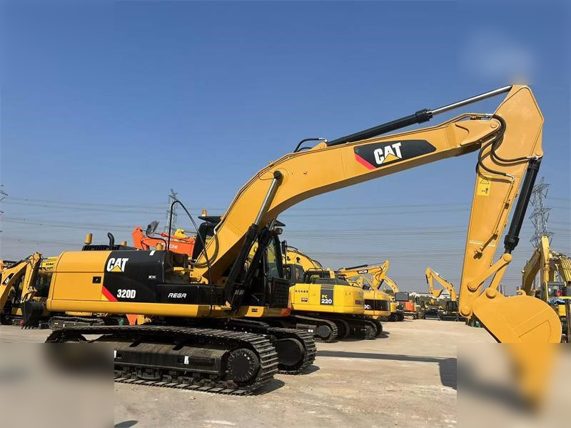 CATERPILLAR 320D - Crawler excavator: picture 2 CATERPILLAR 320D - Crawler excavator: picture 2