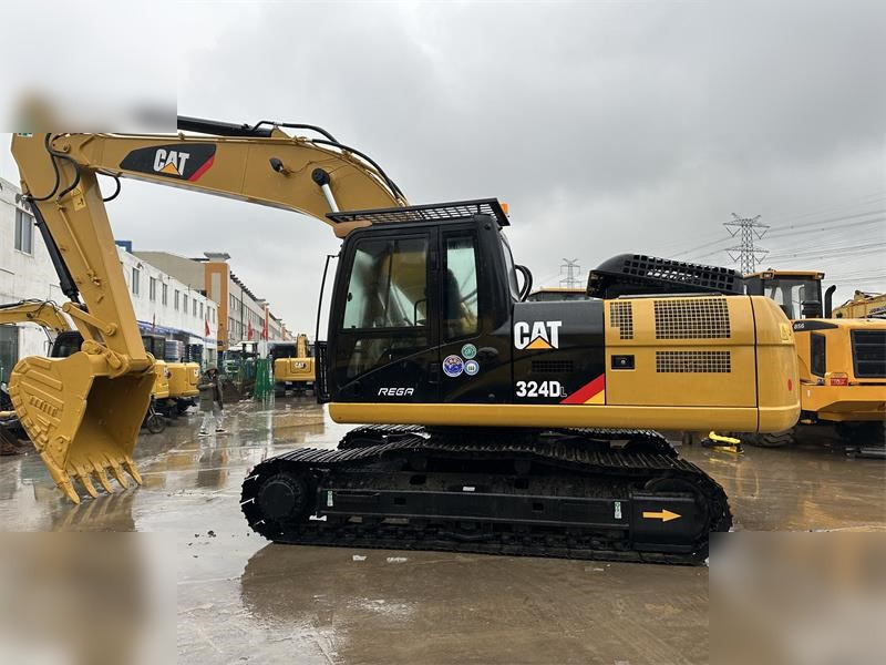 CATERPILLAR 324DL - Crawler excavator: picture 1 CATERPILLAR 324DL - Crawler excavator: picture 1