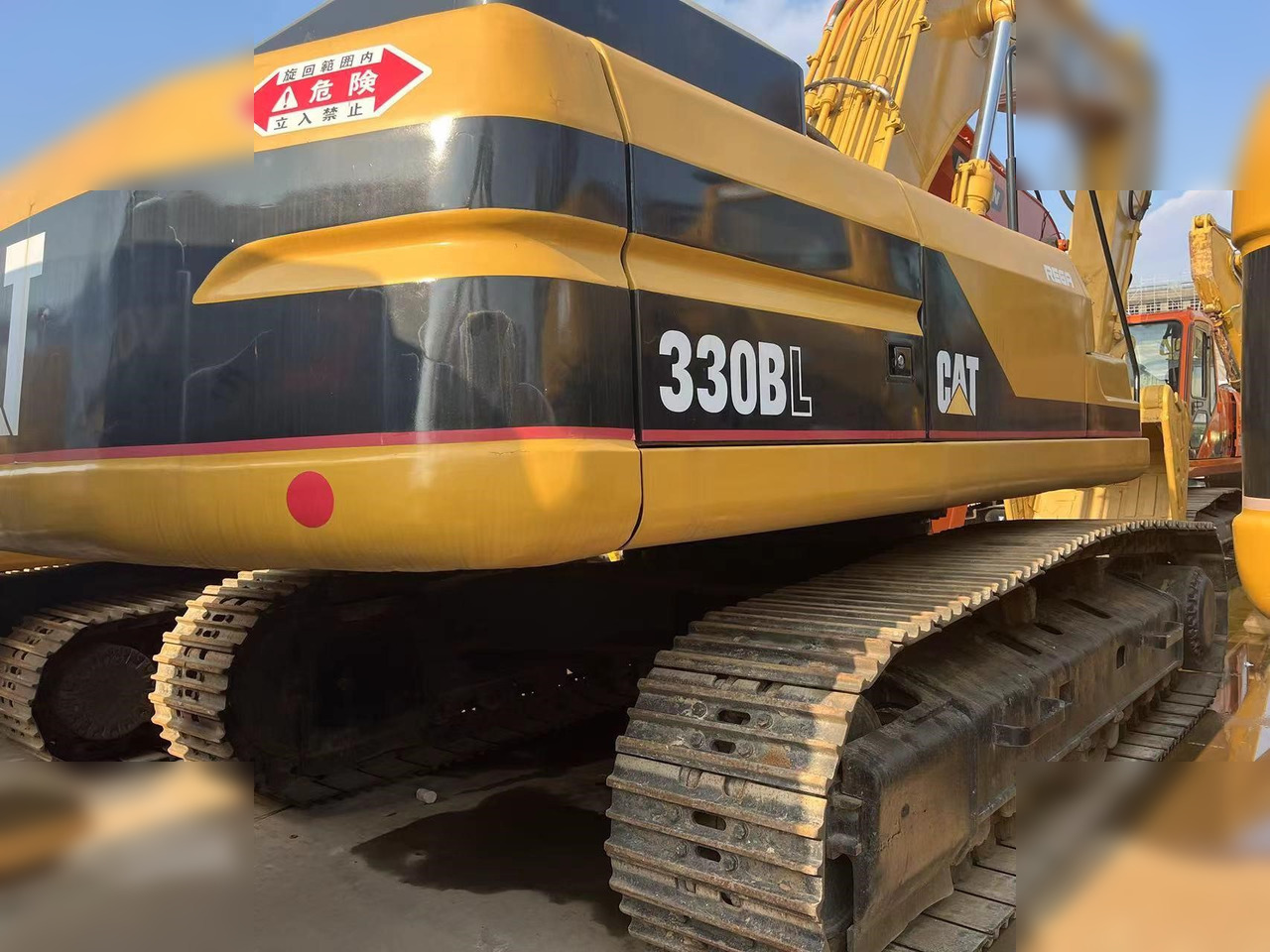CATERPILLAR 330BL - Crawler excavator: picture 1 CATERPILLAR 330BL - Crawler excavator: picture 1