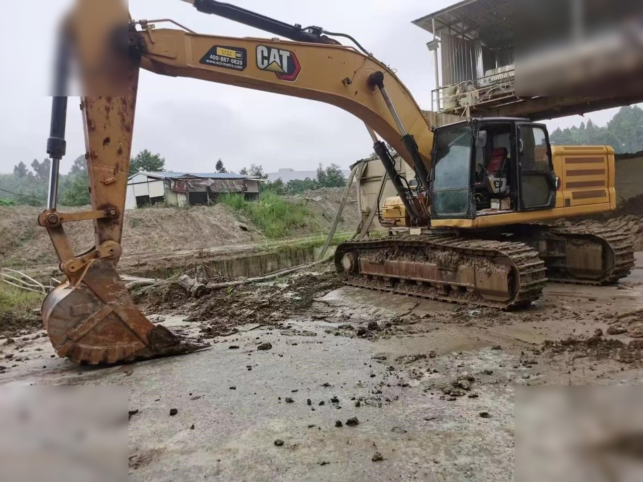 CATERPILLAR 336GC - Crawler excavator: picture 1 CATERPILLAR 336GC - Crawler excavator: picture 1