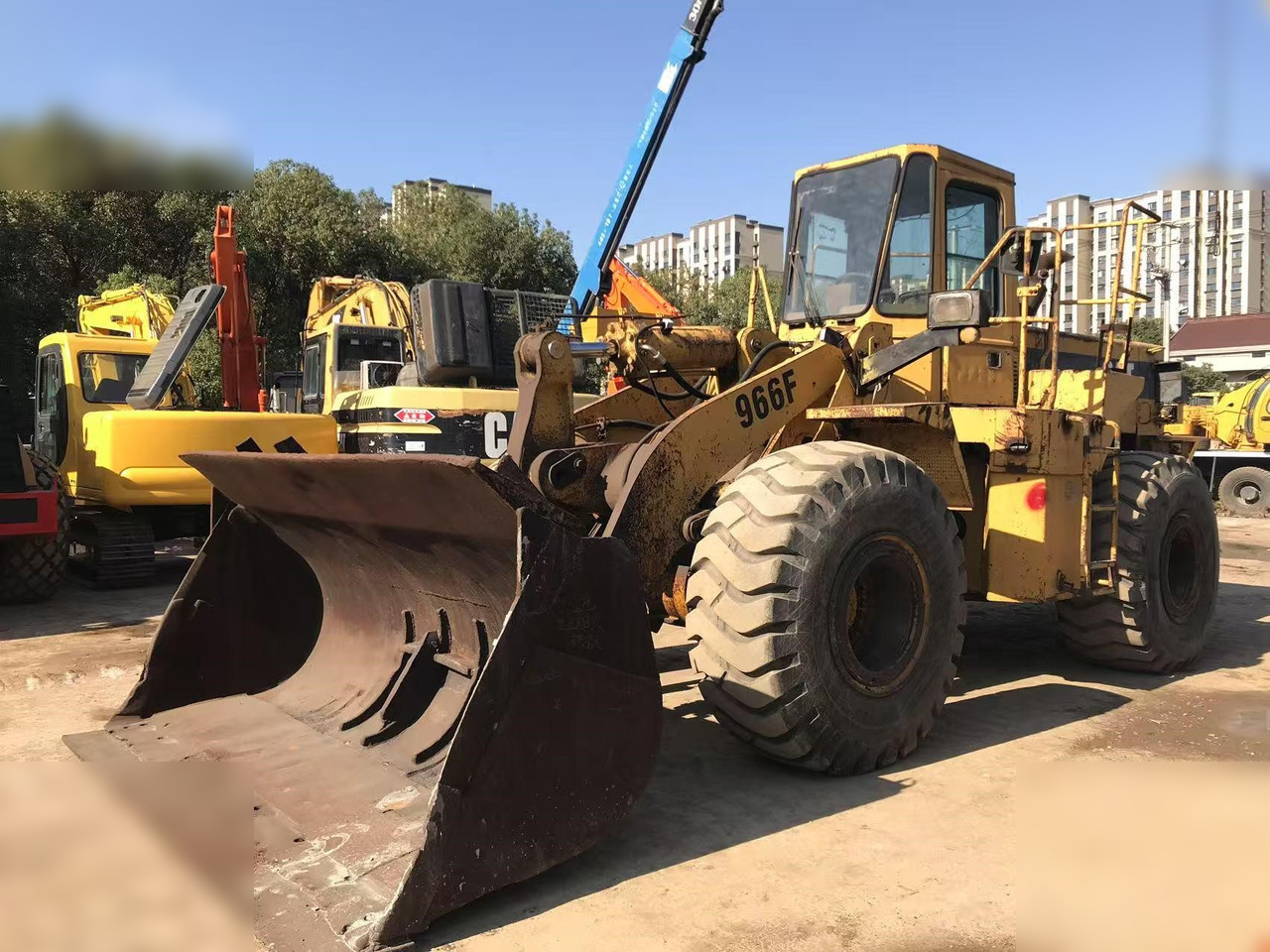 CATERPILLAR 966F I - Wheel loader: picture 2 CATERPILLAR 966F I - Wheel loader: picture 2