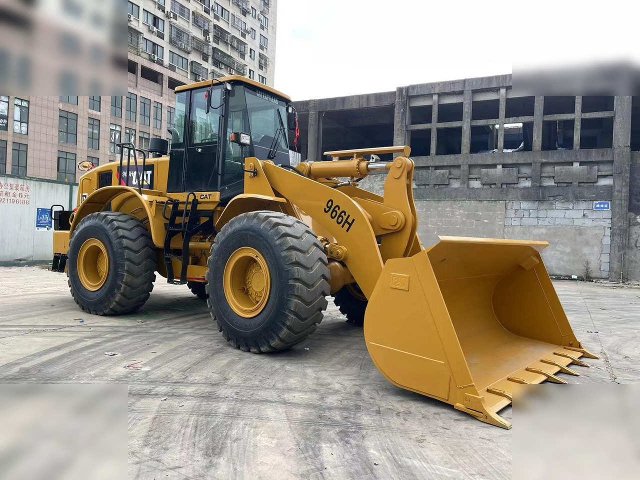 CATERPILLAR 966H - Wheel loader: picture 3 CATERPILLAR 966H - Wheel loader: picture 3