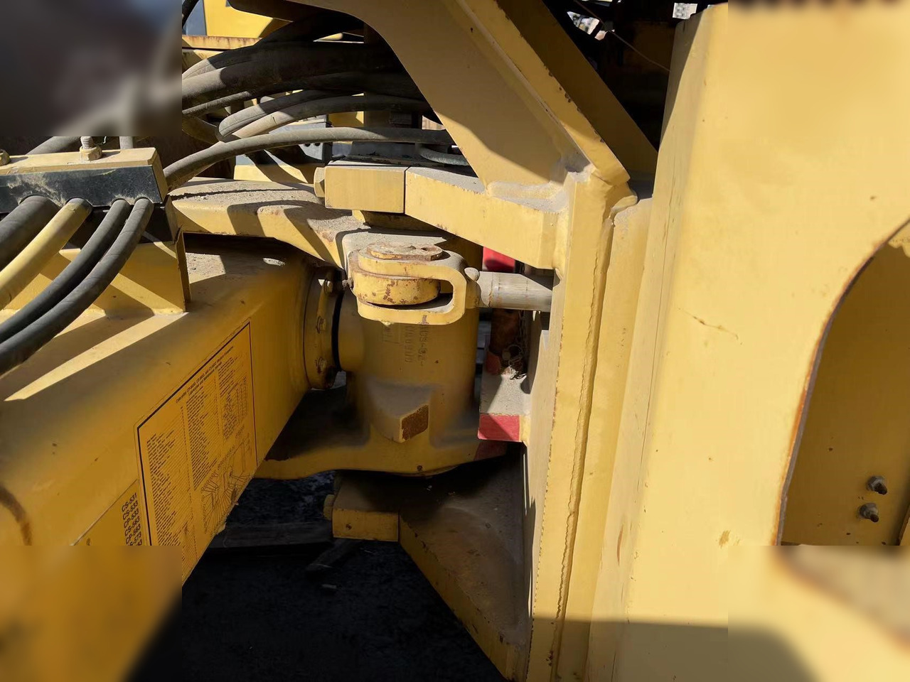CATERPILLAR CS-583D - Roller: picture 2 CATERPILLAR CS-583D - Roller: picture 2